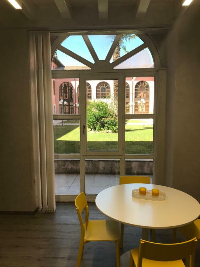 Vea Apartment Padenghe sul Garda Eksteriør bilde