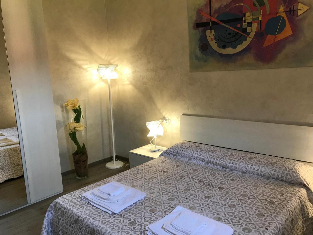 Vea Apartment Padenghe sul Garda Eksteriør bilde